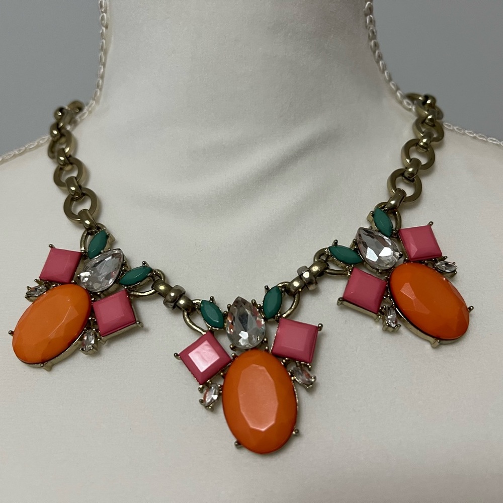Statement Necklace - Picture 2 of 2